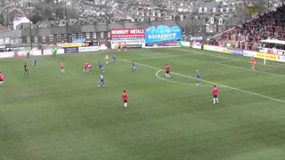 This Is How Being The Biggest Dude In The World Helps You Score Goals